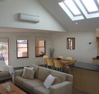 Tennysons on Sackville - Accommodation Perth
