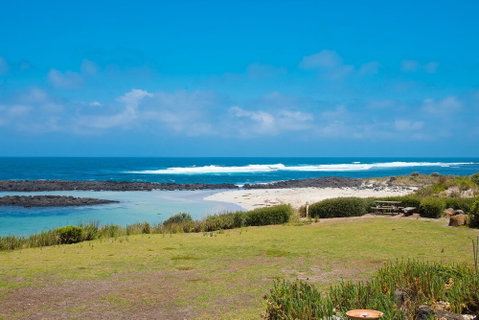 Lagoons Bay Garden Pavillion 2 - Accommodation Perth 1