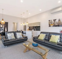 Chimneys on Bank - Accommodation Perth