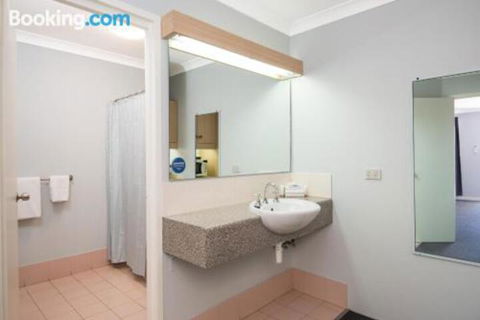 MIDAS MOTEL KALGOORLIE - Accommodation Perth 7