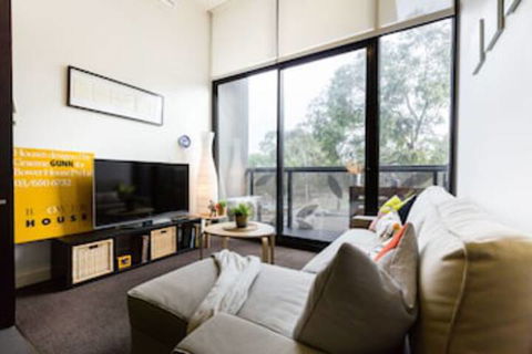 GEORGE, 1BDR North Melbourne Apartment - Accommodation Perth 0