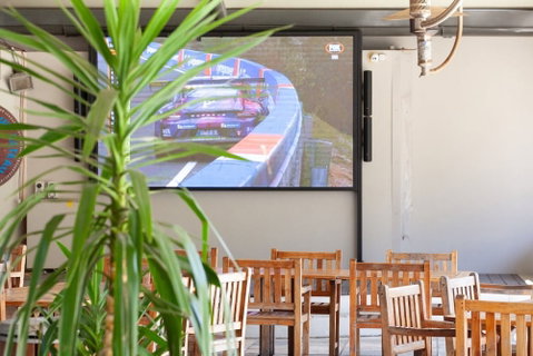 Bateau Bay Hotel - Accommodation Perth 5