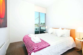Penthouse St Kilda Style - Accommodation Perth 0
