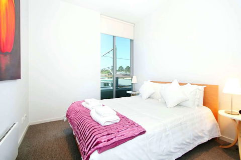 Penthouse St Kilda Style - Accommodation Perth 1