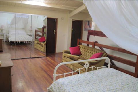 MONIKA, 1BDR Collingwood Apartment - Accommodation Perth 5