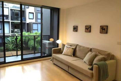 Golding Inn - Accommodation Perth 0