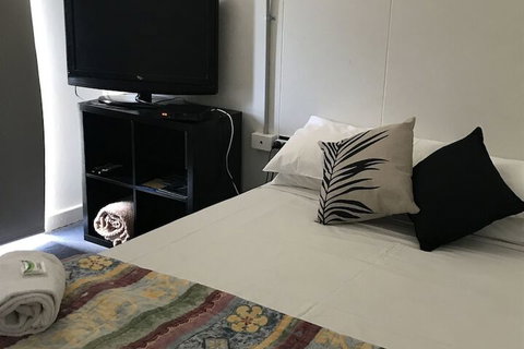 Tin Can Bay Budget Accommodation - Accommodation Perth 3
