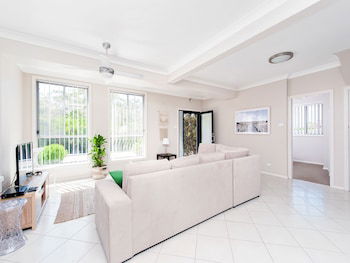 Magnolias At Fingal Bay - Accommodation Perth 0