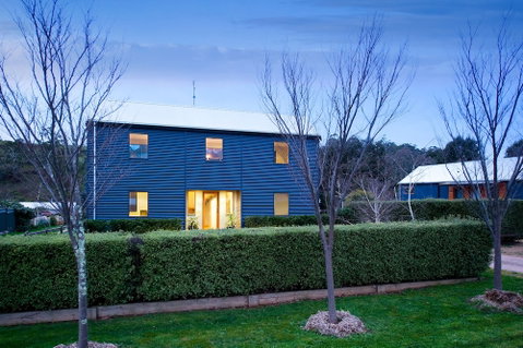 Alofi - Accommodation Perth 2