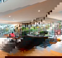 Dee Jays Studio - Accommodation Perth