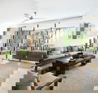 Temple 221 2BR Resort Spa Apartment - Perth Resorts