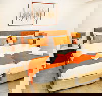 Temple 313 Recently Refurbished 3BR Apt - Perth Resorts