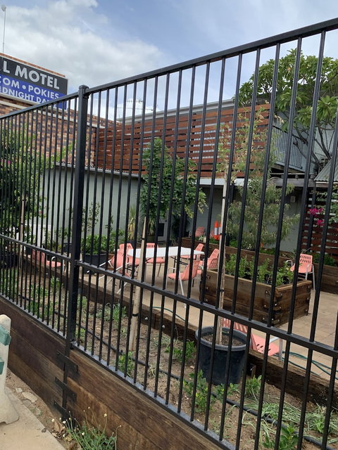 Central Motel - Perth Resorts 5