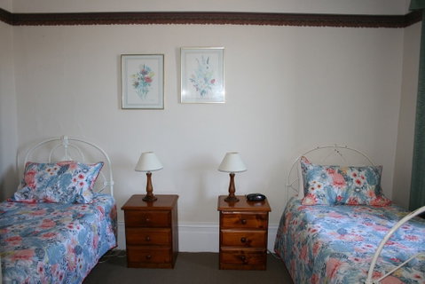 TasShacks - Accommodation Perth 5