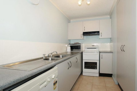 Unit 2 Biriny Lodge 1686 1689 David Low Way Coolum Beach - Accommodation Perth 1