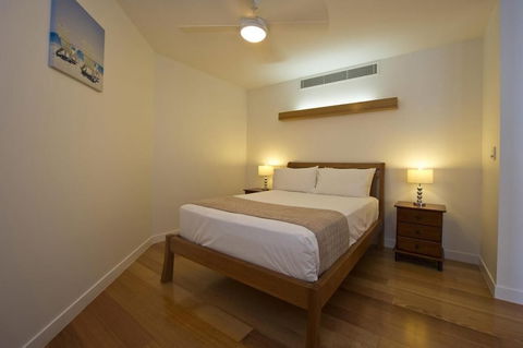 Maggies Beachfront Apt. 7 - Accommodation Perth 4