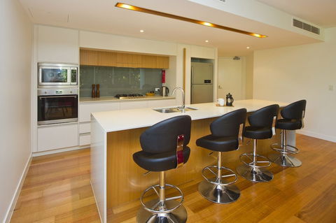 Maggies Beachfront Apt. 2 - Accommodation Perth 2