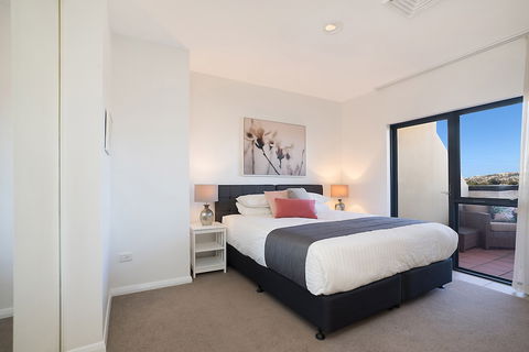 Beau Monde Apartments Newcastle - Boulevard Apartments - Accommodation Perth 2