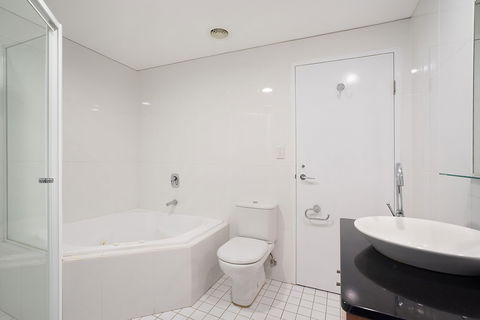 Beau Monde Apartments Newcastle - Boulevard Apartments - Accommodation Perth 1