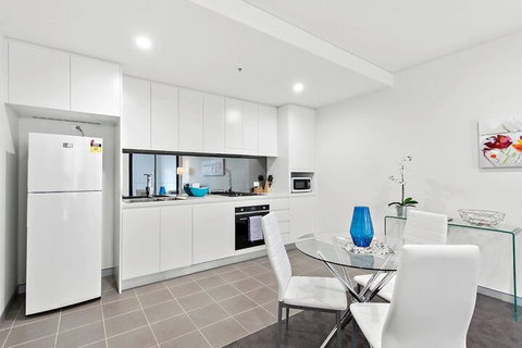 Astra Apartments Wollongong - Accommodation Perth 2