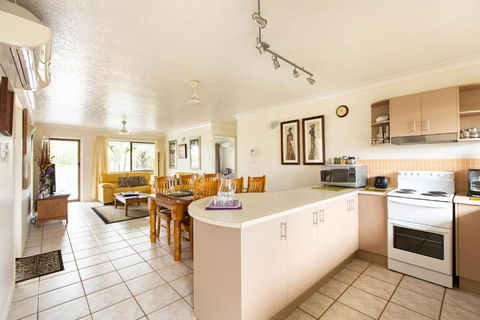 Marcol Place Holiday Apartments - Perth Resorts 5