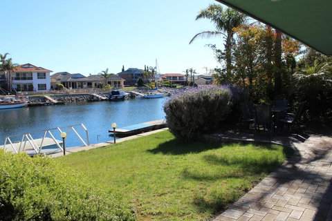 Relax At The Marina - Accommodation Perth 5