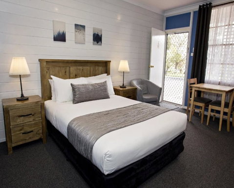 Colonial Motel And Serviced Apartments - Accommodation Perth 5