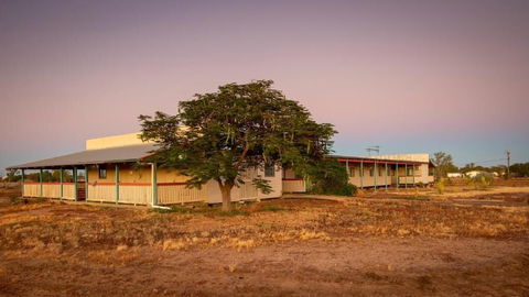 Longreach Outback Adventures - Perth Resorts 4