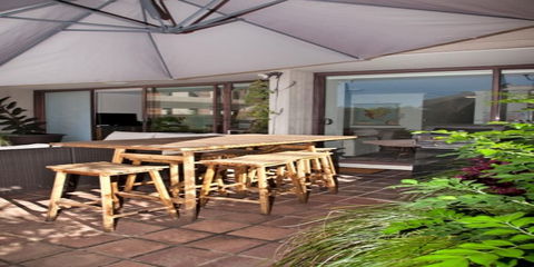 Bay Beauty (091i) - Perth Resorts 0