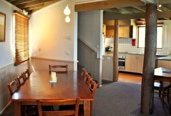 Eacottage - Accommodation Perth 3