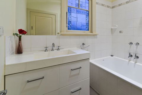 Balwyn Houses - Accommodation Perth 6