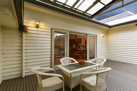 Balwyn Houses - Accommodation Perth 1