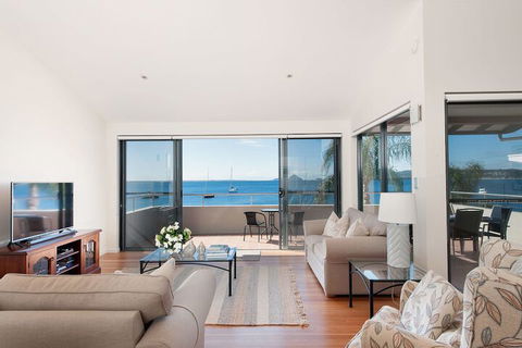 Vogue, Unit 3/197 Soldiers Point Road - Accommodation Perth 4