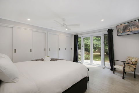 Marshmallow Retreat - Perth Resorts 0