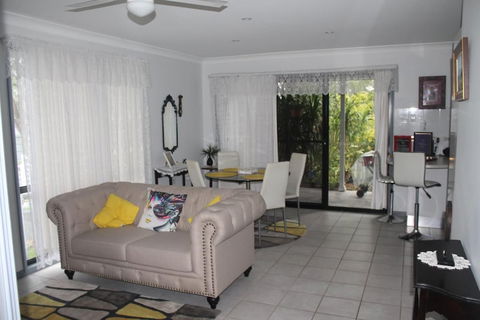 Ducati's Bed And Breakfast - Perth Resorts 4