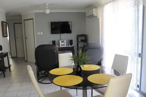 Ducati's Bed And Breakfast - Perth Resorts 1