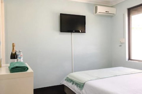 Caversham Suite - Accommodation Perth 0