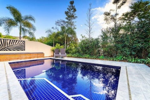 Bayhill Manor In Sanctuary Cove - Accommodation Perth 0
