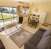 Pelican Perch Retreat - Perth Resorts