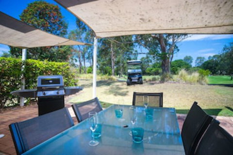 Island Villa - Accommodation Perth 0