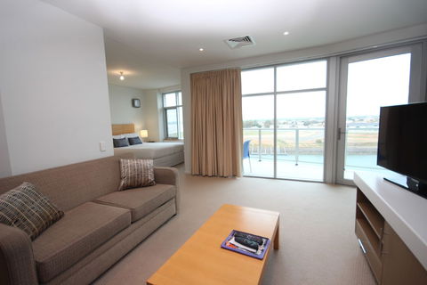 Wallaroo Marina Apartments - Accommodation Perth 2