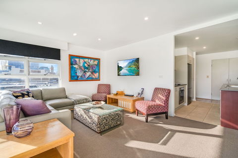Beau Monde Apartments Newcastle - Worth Place Apartment - Accommodation Perth 1