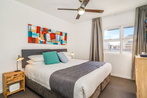 Beau Monde Apartments Newcastle - Worth Place Apartment - Accommodation Perth 5