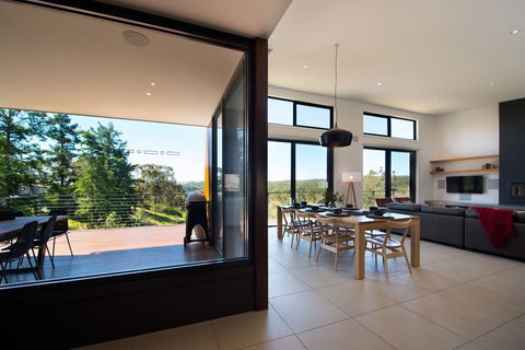 Aura House - Perth Resorts 4