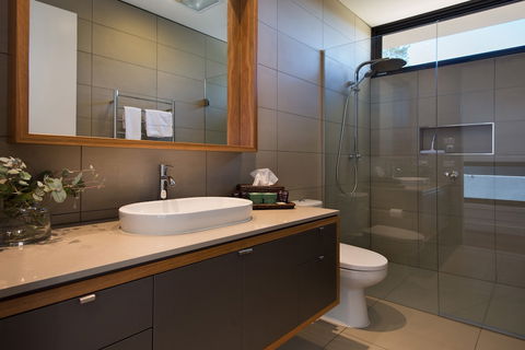 Aura House - Perth Resorts 5