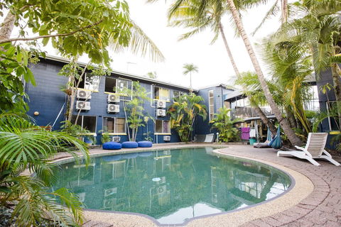 Mad Monkey Backpackers Village - Perth Resorts 2