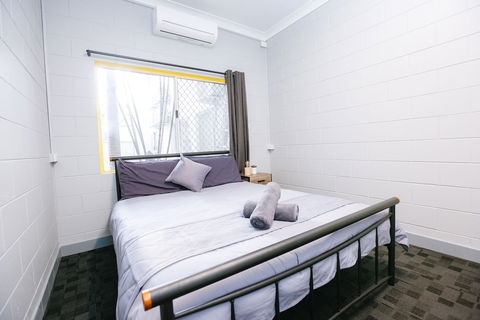 Mad Monkey Backpackers Village - Perth Resorts 6