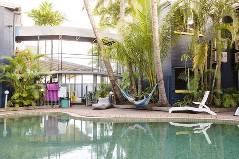 Mad Monkey Backpackers Village - Perth Resorts 0