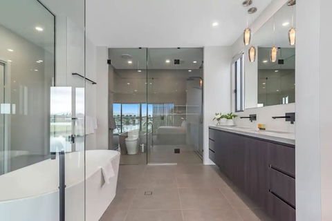 The Peninsula At Hope Island - Accommodation Perth 6