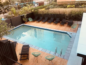 Down Under Hostels By The Beach - Accommodation Perth 3